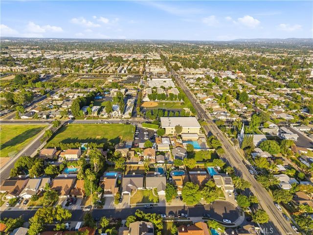 7620 Rudnick Avenue, Canoga Park, CA 91304