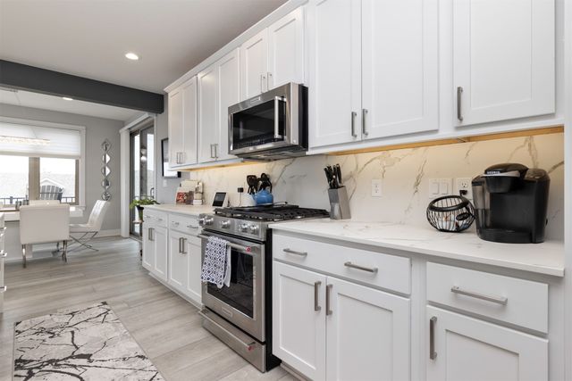 3908 140th Street, Urbandale, IA 50323