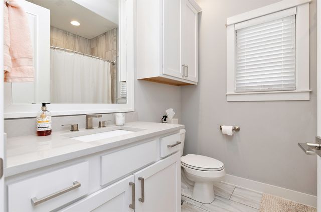 3908 140th Street, Urbandale, IA 50323