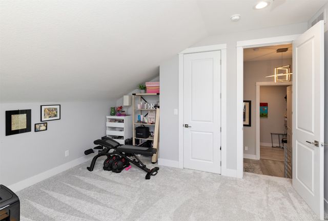 3908 140th Street, Urbandale, IA 50323