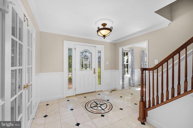 9454 LAPSTRAKE LN, Burke, VA 22015