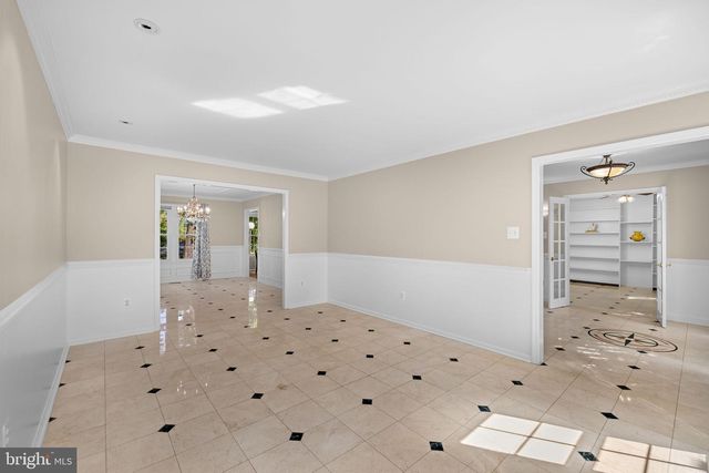 9454 LAPSTRAKE LN, Burke, VA 22015