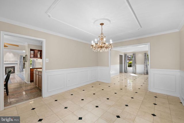 9454 LAPSTRAKE LN, Burke, VA 22015