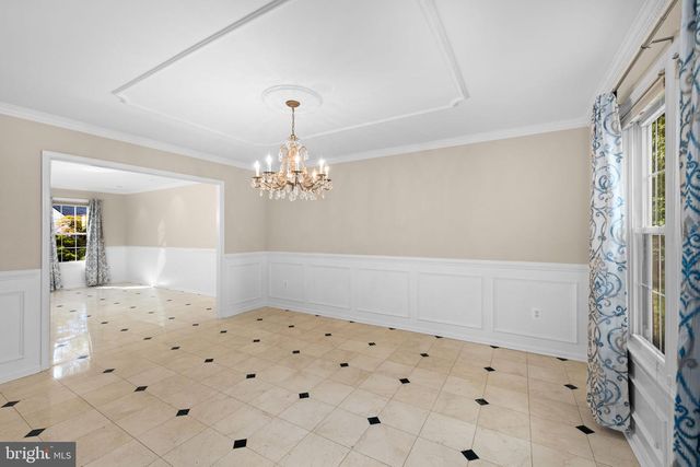 9454 LAPSTRAKE LN, Burke, VA 22015