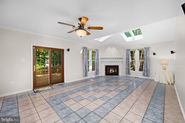 9454 LAPSTRAKE LN, Burke, VA 22015