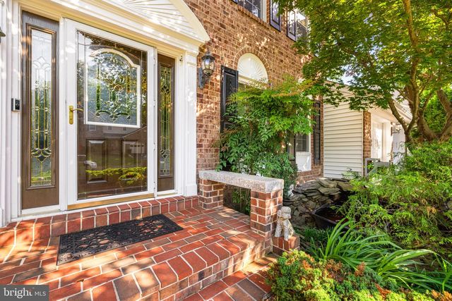 9454 LAPSTRAKE LN, Burke, VA 22015