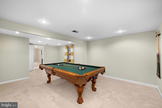 9454 LAPSTRAKE LN, Burke, VA 22015