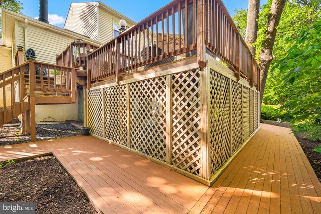 9454 LAPSTRAKE LN, Burke, VA 22015