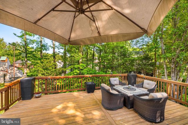 9454 LAPSTRAKE LN, Burke, VA 22015