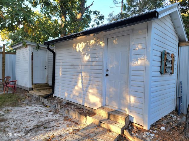 2152 Forest Drive SW, Supply, NC 28462