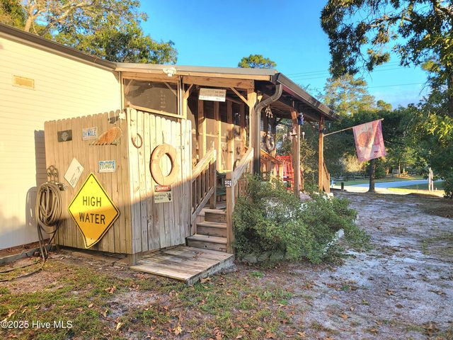 2152 Forest Drive SW, Supply, NC 28462