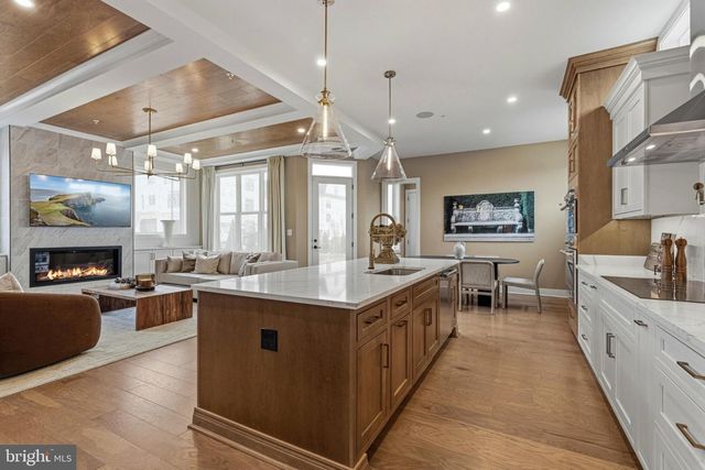 5002 STRATHMORE AVE, Kensington, MD 20895