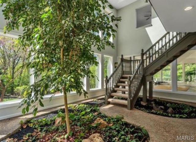 1217 Grey Fox Run, Weldon Spring, MO 63304
