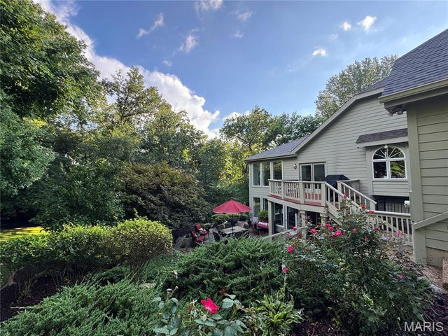 1217 Grey Fox Run, Weldon Spring, MO 63304