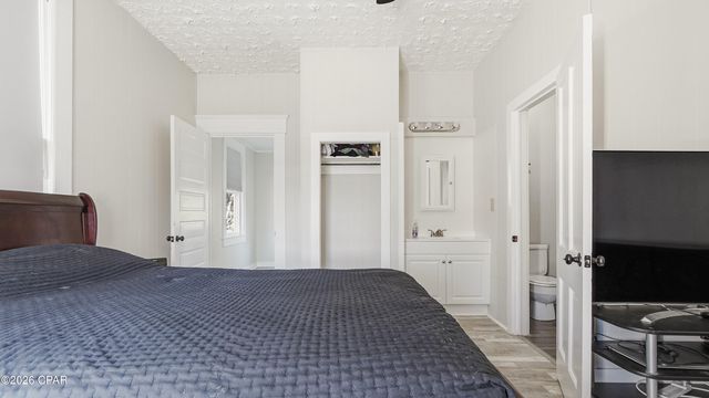 4404 Broad Street, Marianna, FL 32446