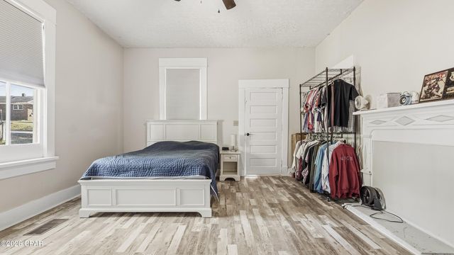 4404 Broad Street, Marianna, FL 32446