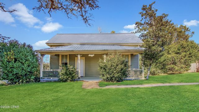 4404 Broad Street, Marianna, FL 32446