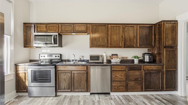 4404 Broad Street, Marianna, FL 32446