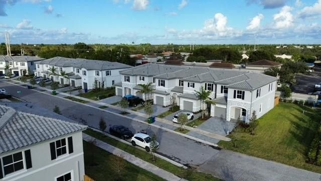 4611 NW 118th Avenue, Coral Springs, FL 33076