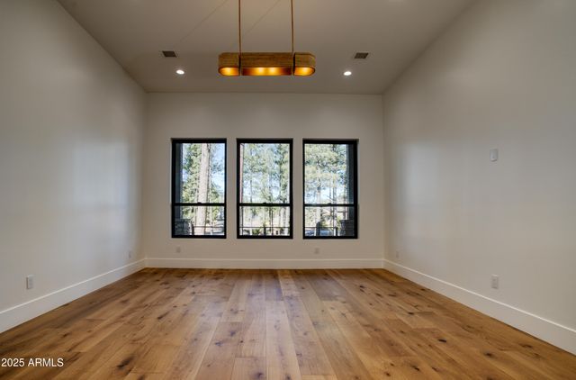 9525 Sierra Springs Drive, Pinetop, AZ 85935