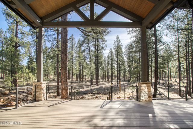 9525 Sierra Springs Drive, Pinetop, AZ 85935