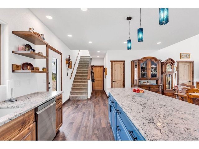 780 CO RD 326, Westcliffe, CO 81252