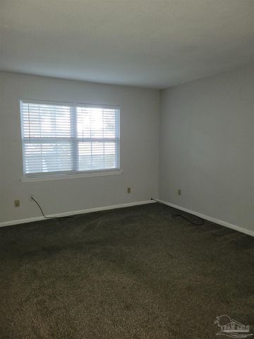 8487 Old Spanish Trl Rd, Pensacola, FL 32514