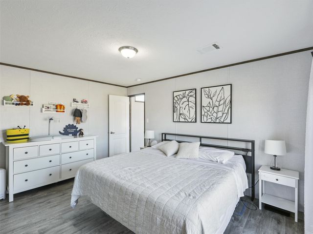 16384 FM 1173, Krum, TX 76249