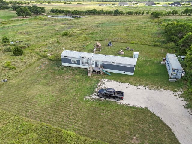 16384 FM 1173, Krum, TX 76249
