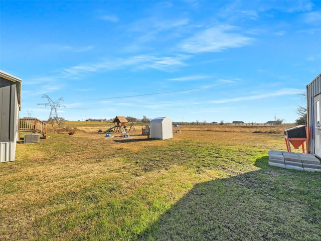 16384 FM 1173, Krum, TX 76249
