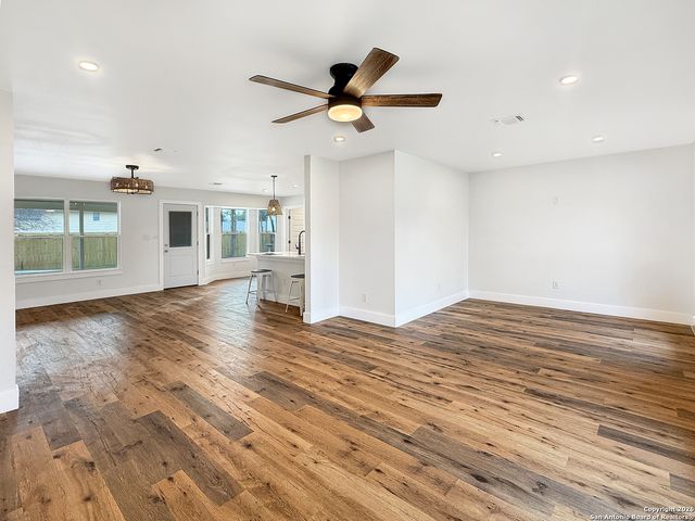 5642 Sir Gareth, San Antonio, TX 78218