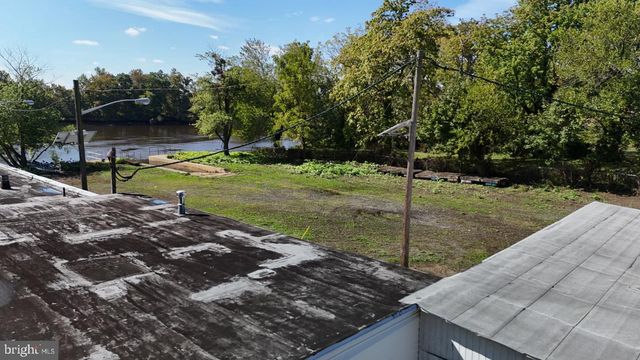 215 ASH ST, Delanco, NJ 08075