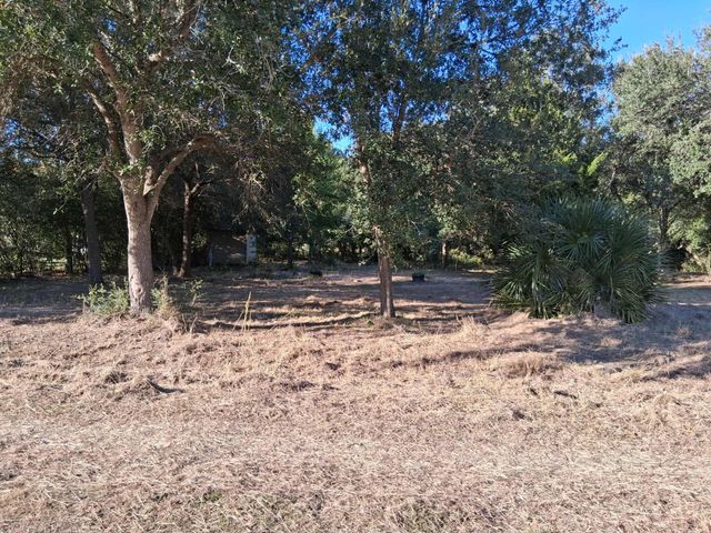 2155 Thomas Lane, Winnie, TX 77661