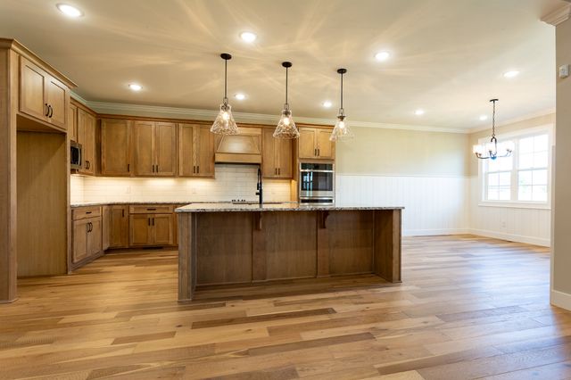 243 Bellshire Drive, Clarksville, TN 37043