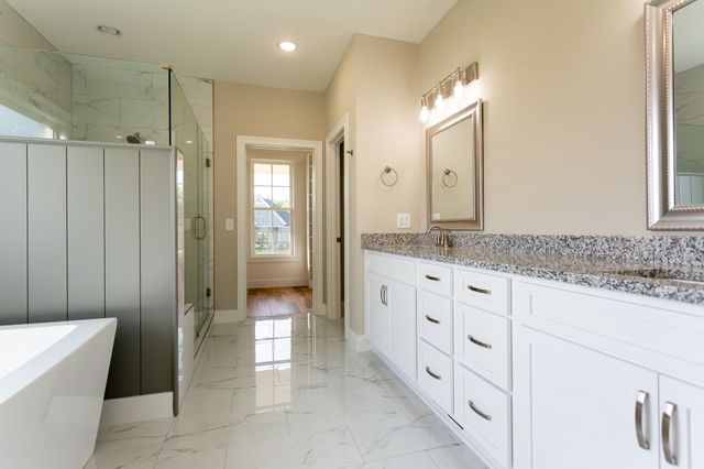 243 Bellshire Drive, Clarksville, TN 37043