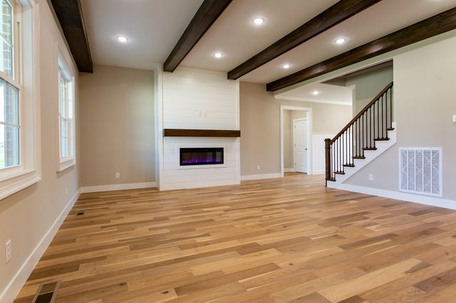 243 Bellshire Drive, Clarksville, TN 37043