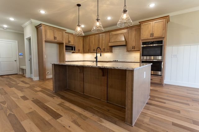 243 Bellshire Drive, Clarksville, TN 37043