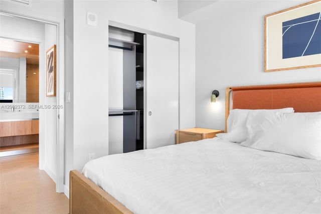11 NE 6th Street 2209, Miami, FL 33132