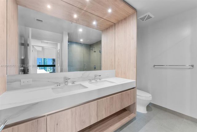 11 NE 6th Street 2209, Miami, FL 33132