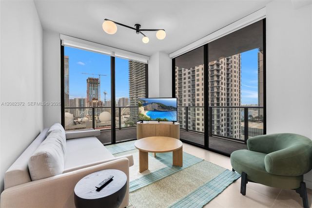 11 NE 6th Street 2209, Miami, FL 33132