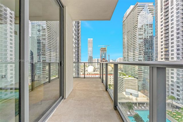 11 NE 6th Street 2209, Miami, FL 33132