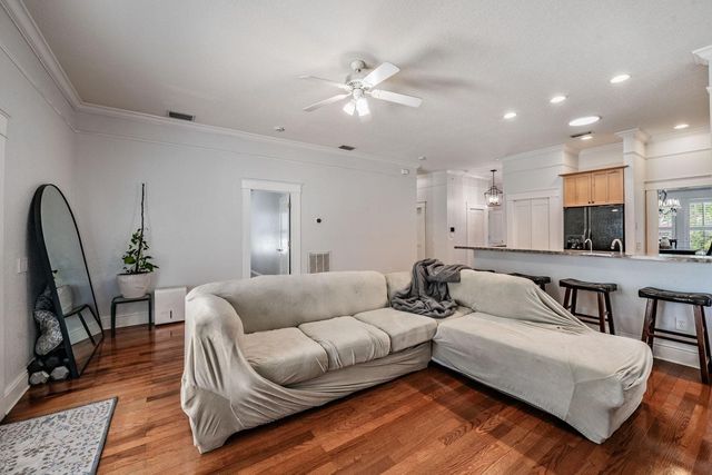 5804 N 9TH STREET, Tampa, FL 33604