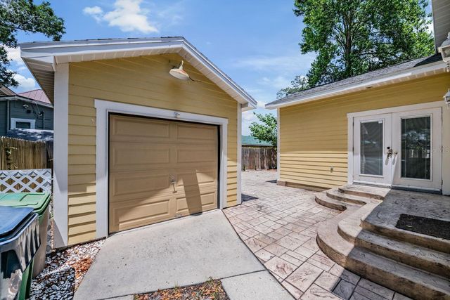 5804 N 9TH STREET, Tampa, FL 33604