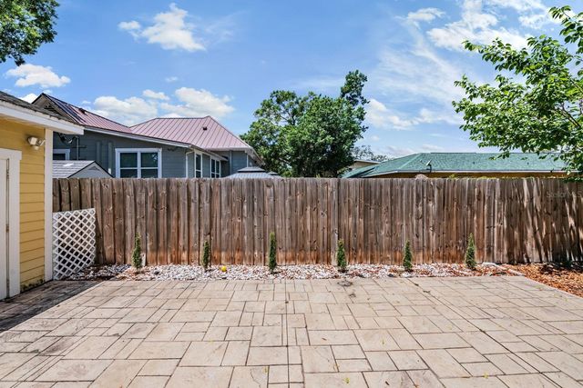 5804 N 9TH STREET, Tampa, FL 33604