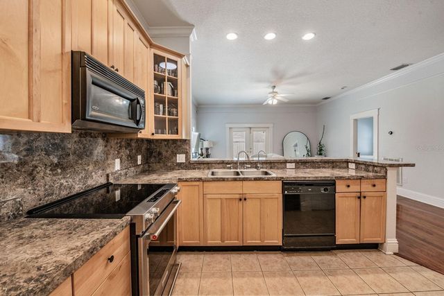 5804 N 9TH STREET, Tampa, FL 33604