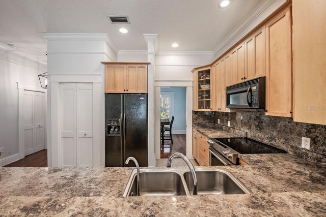5804 N 9TH STREET, Tampa, FL 33604