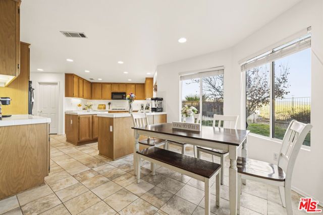 32610 Ridge Top Lane, Castaic, CA 91384