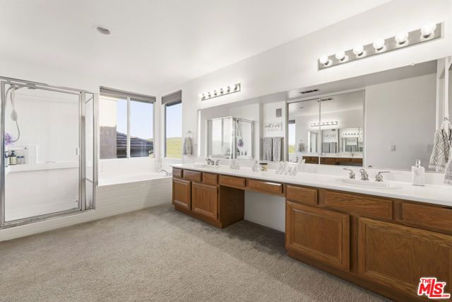 32610 Ridge Top Lane, Castaic, CA 91384