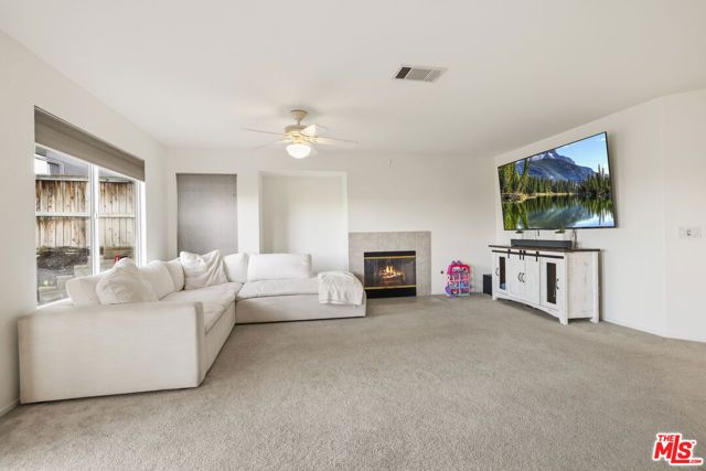 32610 Ridge Top Lane, Castaic, CA 91384