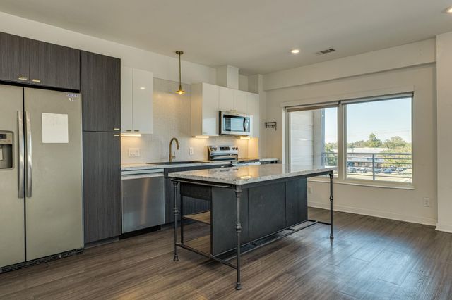 4361 S Congress Ave 401, Austin, TX 78745
